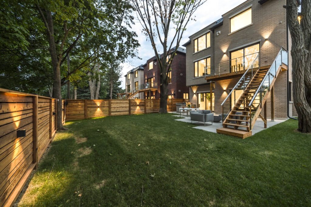 accent light fence